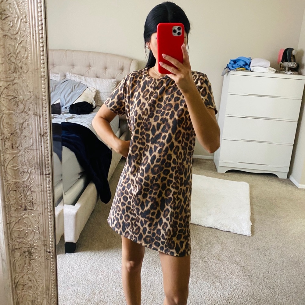 Cheetah Tee-Shirt Dress